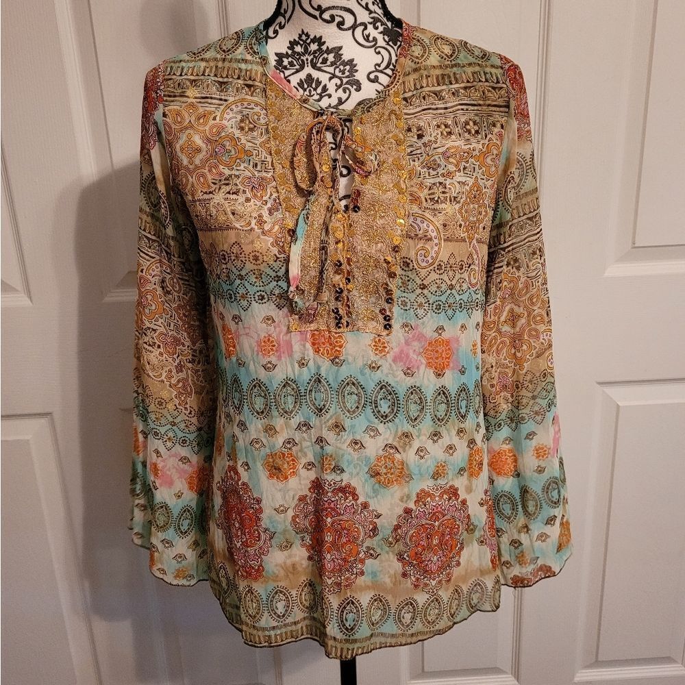 Unyx boho woman's top